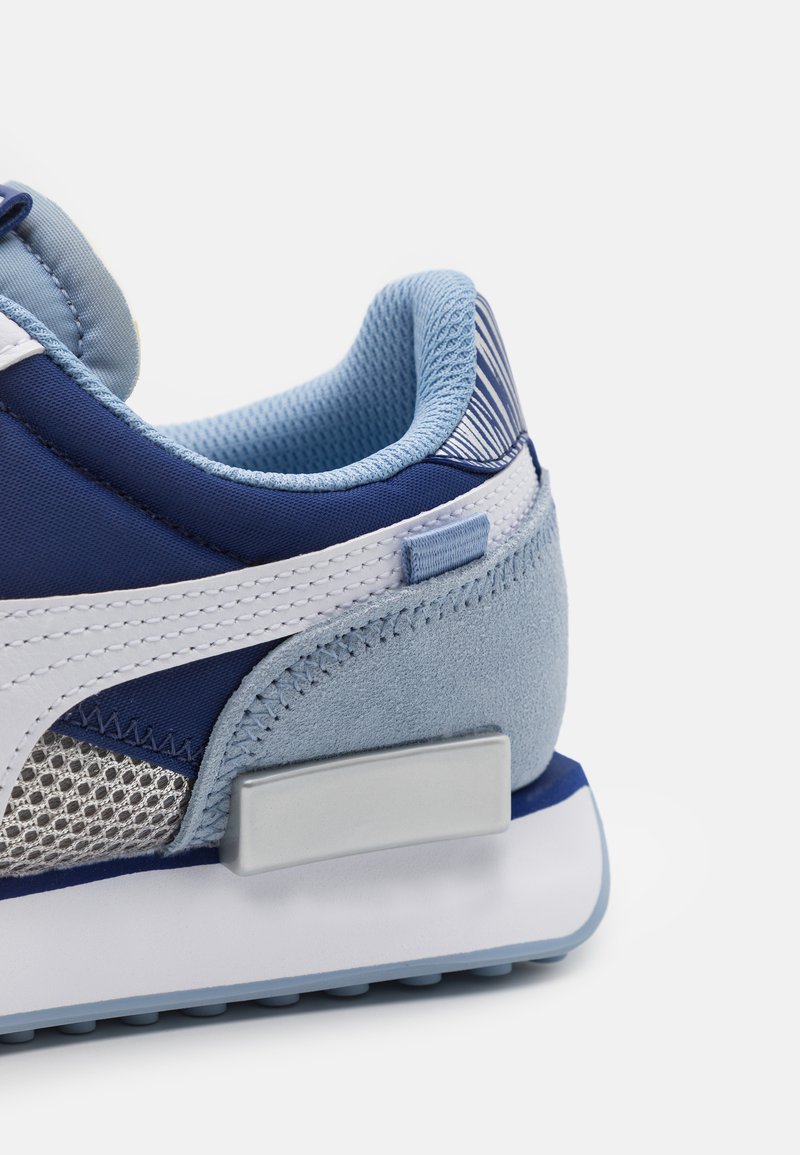 Puma Future Rider Fireworks Jr Baskets Basses Elektro Blue White Bleu Zalando Ch