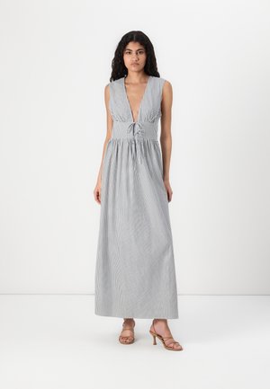 ONLSISKA LIFE V NECK DRESS  - Maksikleit - bright white/night sky
