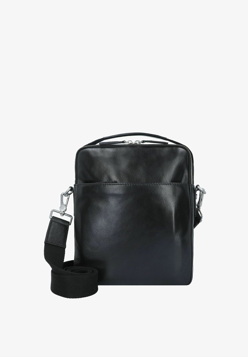 Borsa a spalla in pelle nera con una superficie liscia, tasca frontale con zip e tracolla rimovibile. Dotata di hardware argentato e un design minimalista.