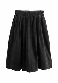 Musthave mustrikiga mustri mustrist mustri peemist, keskmise pikkusega, millel on elastne vöökoht ja struktureeritud äär. Sile tekstuur koos kerge läikega.
