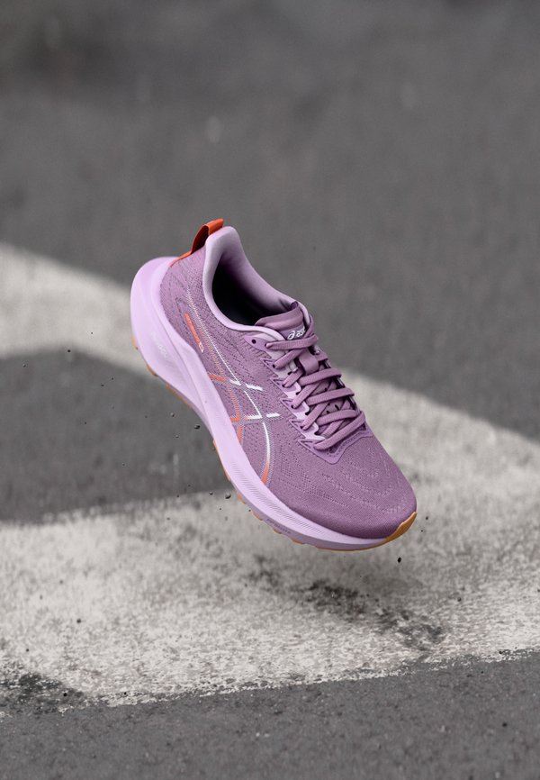 GT-2000 13 - Road running shoes - lilac