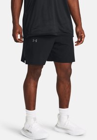 Under Armour Pantalón corto de deporte - black