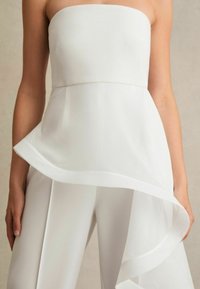 Reiss REGULAR FIT WIDE RHIANNON mleczny