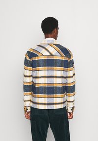 Selected Homme Tunn jacka - brown