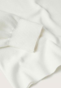 Mango Sweter