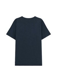 T-shirt in cotone di un blu scuro, con collo a giro, maniche corte e vestibilità comoda. Il tessuto ha una consistenza liscia senza motivi o dettagli visibili.