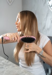 ghd GHD PINK GLIDE HOT BRUSH - Airstyler och borstar - fondant-pink
