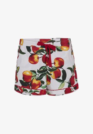 Białe szorty z czerwonymi i żółtymi nadrukami jabłek, zielonymi liśćmi, czerwonym sznurkiem i czerwonym obszyciem na dole.