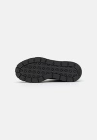 Puma Botines con plataforma - black