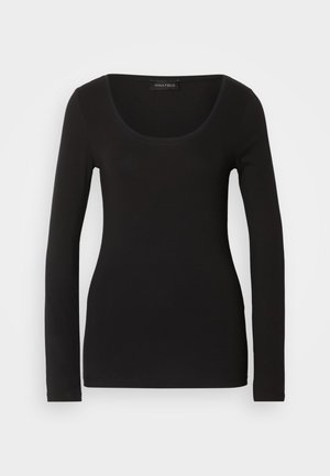 Crna majica dugih rukava s okruglim izrezom, izrađena od mekanog, rastezljivog materijala. Ima prilagođen oblik i glatku teksturu. Vidljiv natpis marke.