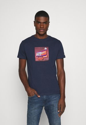 PHOTO TEE - T-shirt z nadrukiem - twilight navy