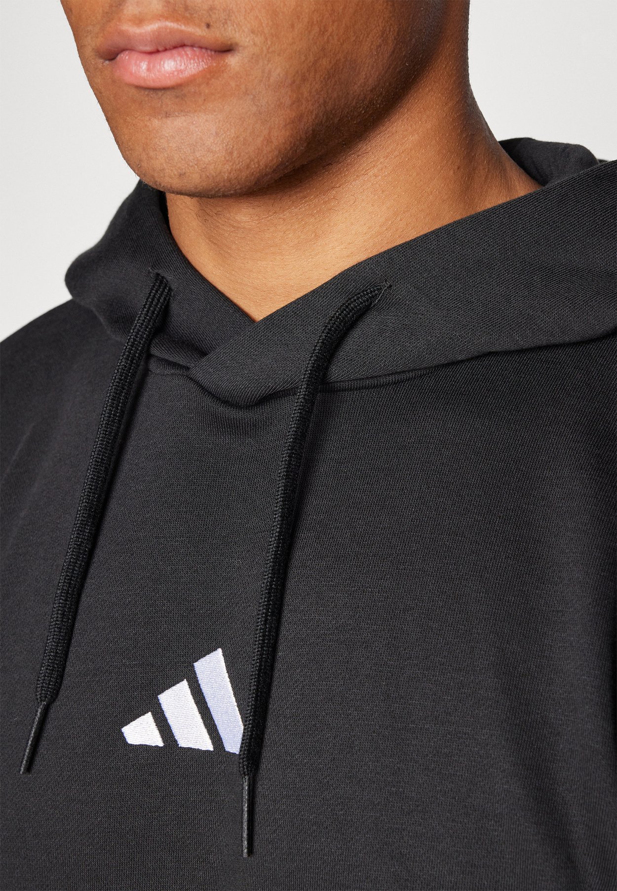 Kapuzenpullover