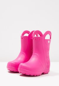 Crocs HANDLE IT RAIN - Botas de agua - candy pink