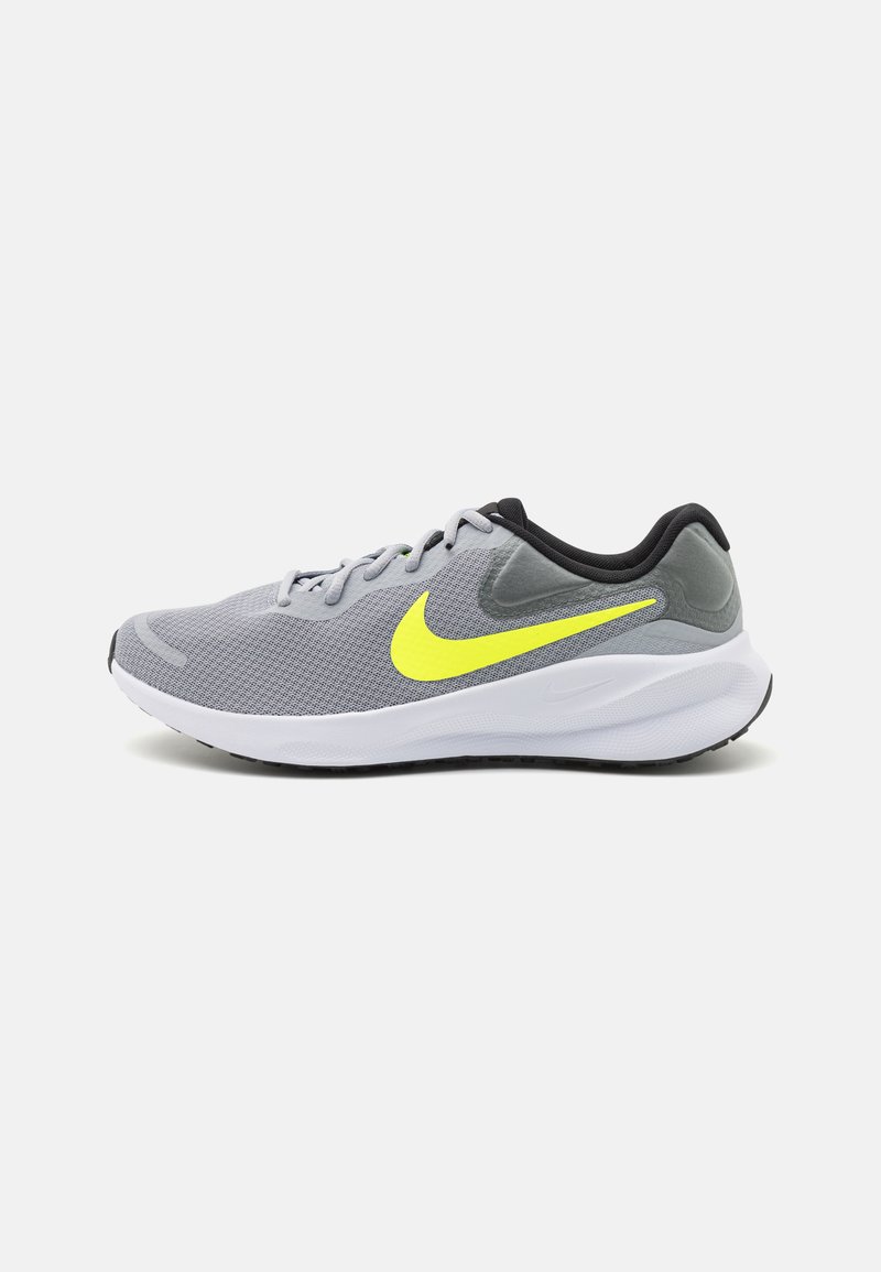 nike performance revolution 5