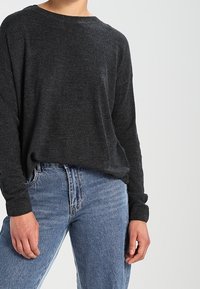 JDY Sweter