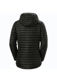 Zwarte gewatteerde jas met een capuchon, met een gequilt ontwerp, horizontale stiksels en een soepele, lichte textuur.