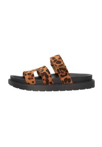 Infradito con stampa leopardata, dotate di due ampie fascette in morbido camoscio, suola in gomma nera texture e soletta sagomata per il massimo comfort.