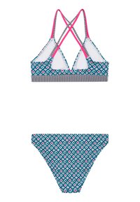 Bikini set met een blauwe, gemusterde driehoekige bikinitop met roze bandjes en een gestreepte band, gecombineerd met bijpassende gemusterde onderkant.