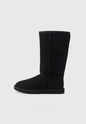 UGG CLASSIC II - Téli csizmák - black