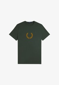 Selezionato, cancha verde