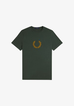 T-shirt in cotone verde scuro con scollo rotondo e maniche corte. Presenta un design ricamato in oro a forma di corona di alloro sul petto.