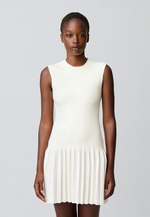 Claudie Pierlot, KNITTED DRESS - Vestido de tubo - ecru