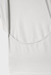 Thumbnail Image 6