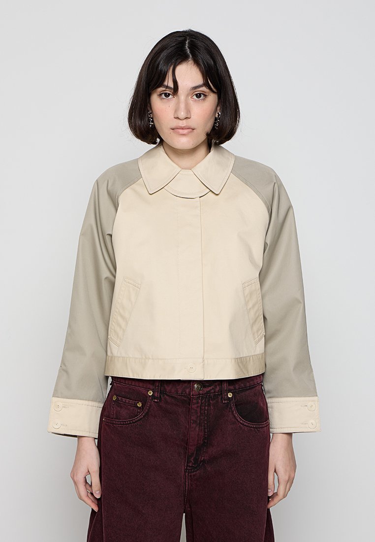 sandro Lichte jas beige