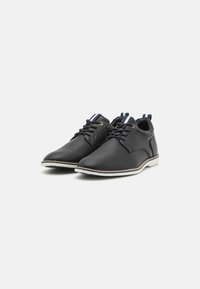 Pier One Cipele s vezicama - black