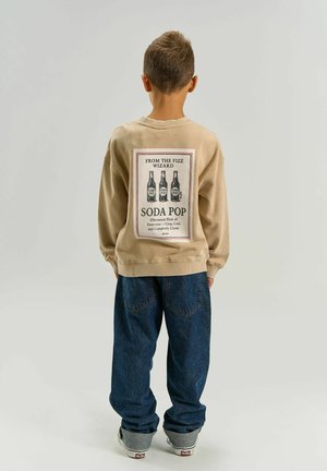 The New, Sweater - humus
