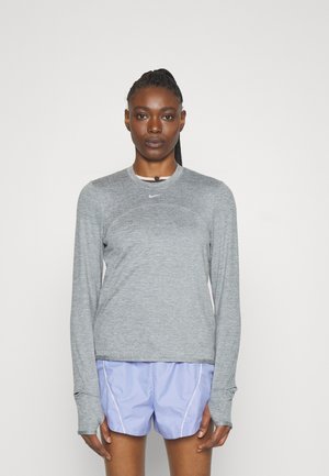 Nike Performance SWIFT TOP - Long sleeved top - smoke grey