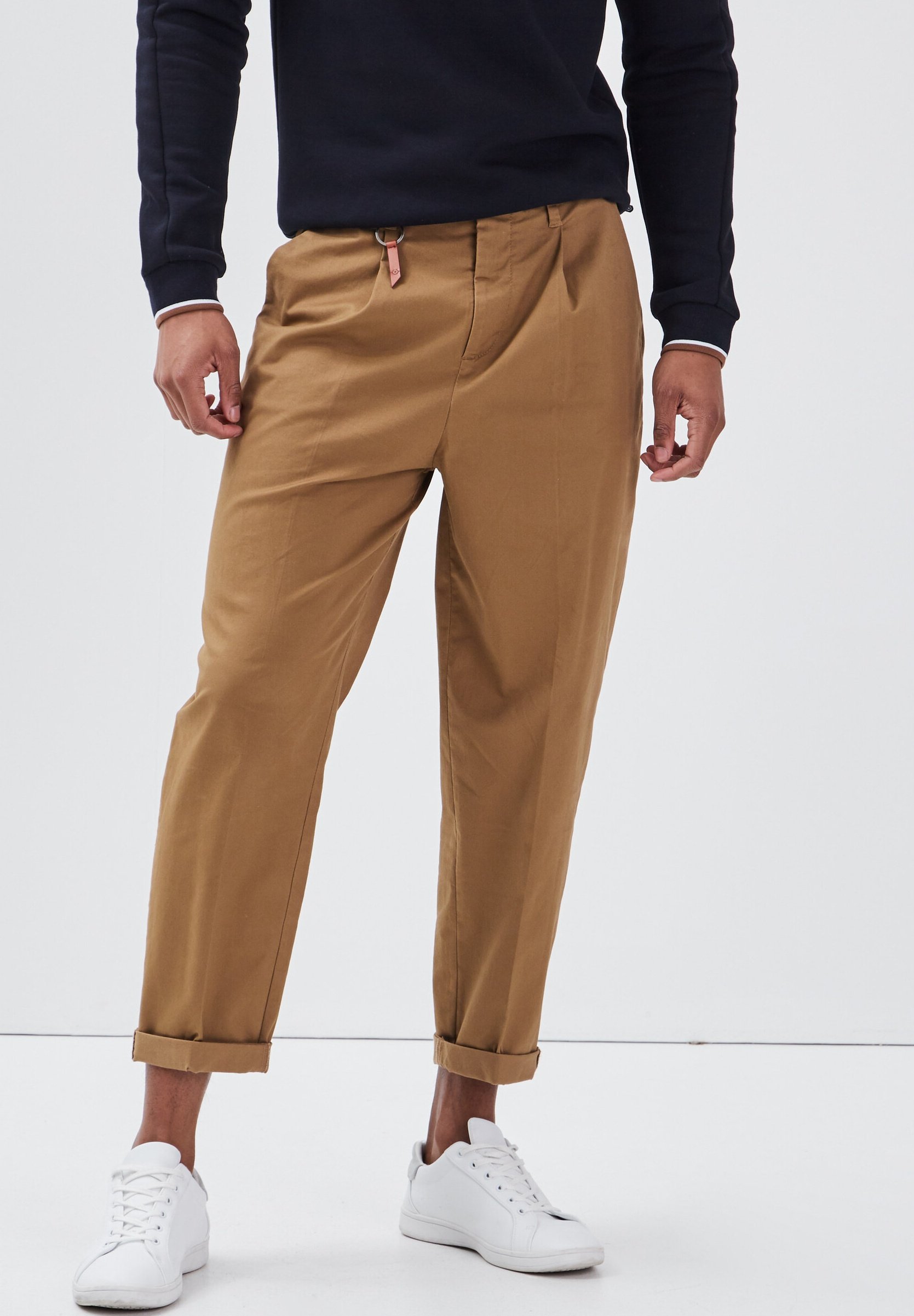 BONOBO Jeans Pantalones chinos - vert kaki/caqui - Zalando.es