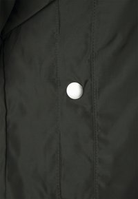 JDY JDYNEWREACH HOOD - Giacca leggera - black