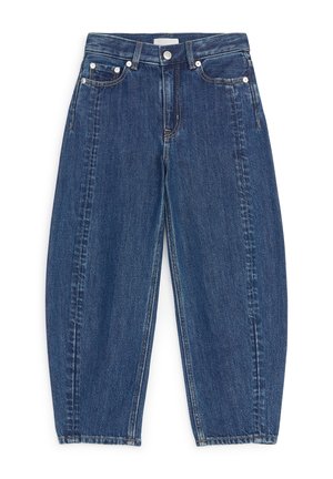 Blå denimjeans med høj talje, knap- og lynlås-lukning, fem lommer og let tilspidsede ben.