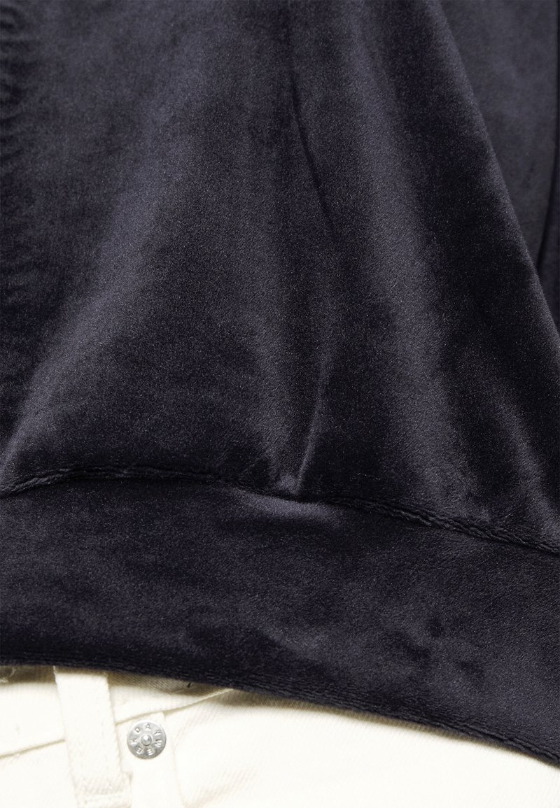 Damen Sweatshirts | ONLY ONLREBEL Sweatshirt black/schwarz - BO45672 Damen Sweatshirts | ONLY ONLREBEL Sweatshirt black/schwarz - BO45672