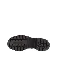 Thumbnail Image 6