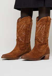 mtng TEO - Botas camperas - brown