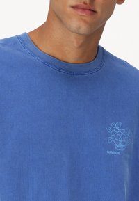Samsøe Samsøe UNISEX - Tričko s potlačou - true navy lotus