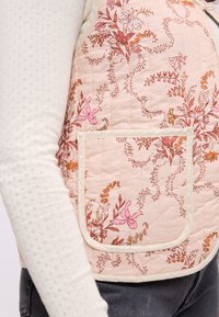 Noa Noa LIVIA - Waistcoat - print rose