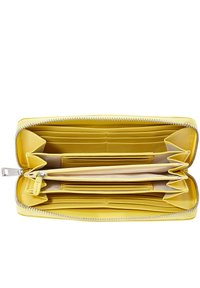 Picard BINGO - Wallet - buttercup