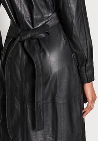 Ibana DIORY - Vestido direito - black