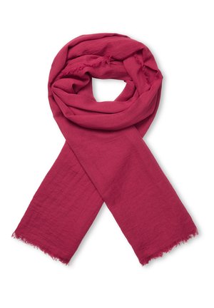 Écharpe rectangulaire rose profond douce avec des bords effilochés, bouclée librement avec les extrémités croisées sur fond blanc.
