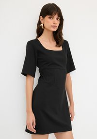 adL SQUARE NECK SHORT SLEEVE - Tubino - black