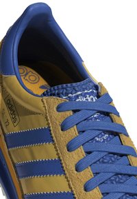 adidas Originals SL 72 RS - Joggesko - utility yellow   bright royal   core white