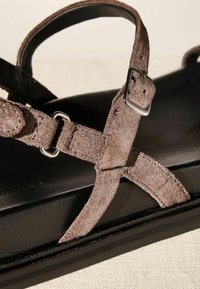 Next Sandaler - mink brown
