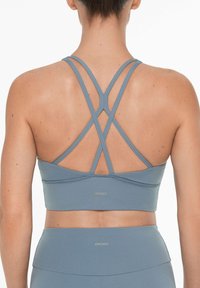 OYSHO COMFORTLUX MEDIUM SUPPORT WITH CUPS - Sport-BH med medium stöd - blue grey
