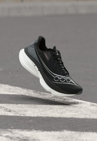 Saucony ENDORPHIN AZURA