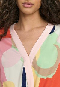 Nümph NUULRIKA - Velika haljina - flamingo pink