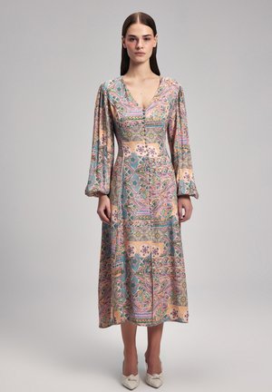 adL V NECK PRINTED - Day dress - plaid lilac