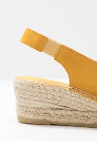 Vidorreta Espadrilky - yellow